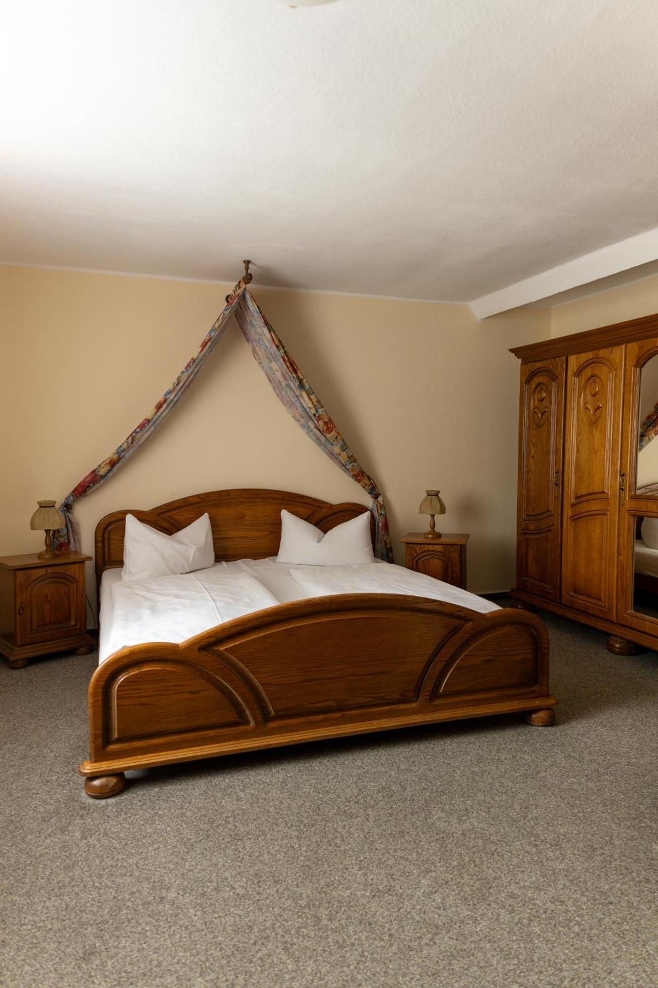 Hotel Anker Saalfeld Saale Екстер'єр фото